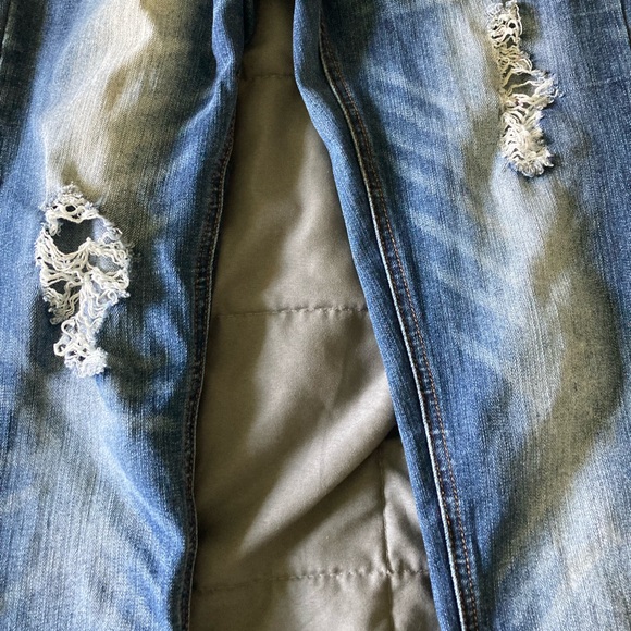 Mudd Skinny Distressed Denim Jeans - Picture 3 of 6